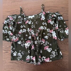 Women’s blouse
